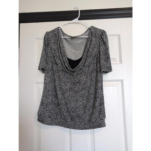 Large black and white top - Picture 1 of 5